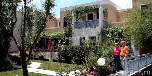 Pearl Beach Hotel 5
